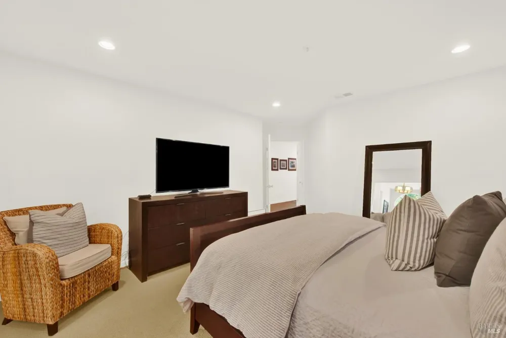 38 Sage Way Napa, CA 94559