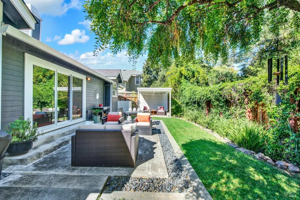 38 Sage Way Napa, CA 94559