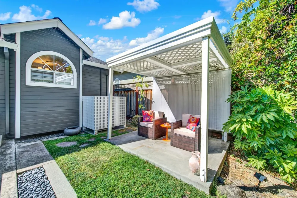 38 Sage Way Napa, CA 94559