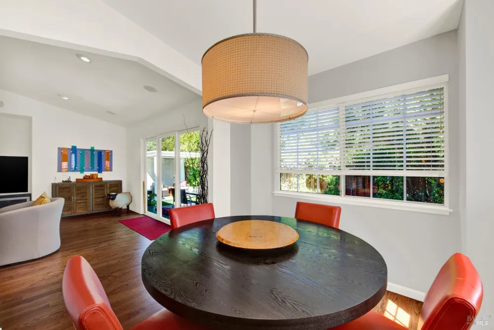 38 Sage Way Napa, CA 94559