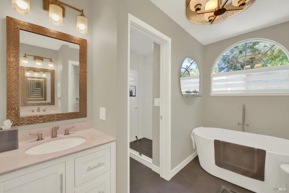 38 Sage Way Napa, CA 94559