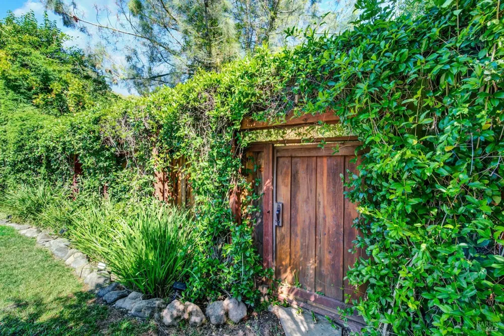 38 Sage Way Napa, CA 94559