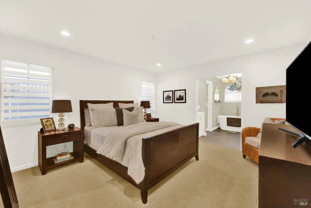 38 Sage Way Napa, CA 94559