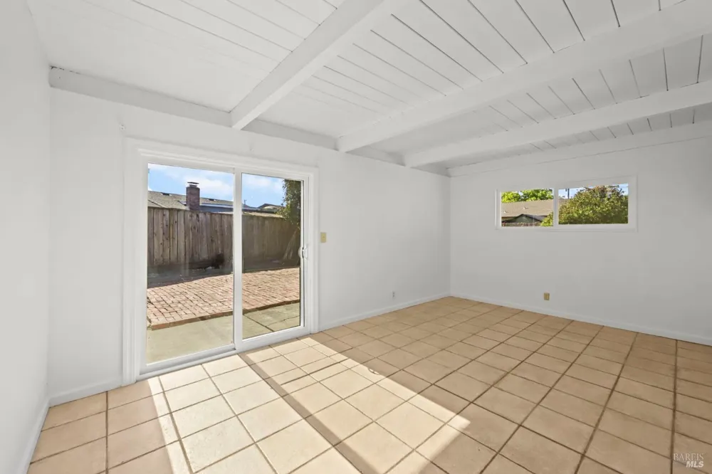 1263 Kerney Street Santa Rosa, CA 95401