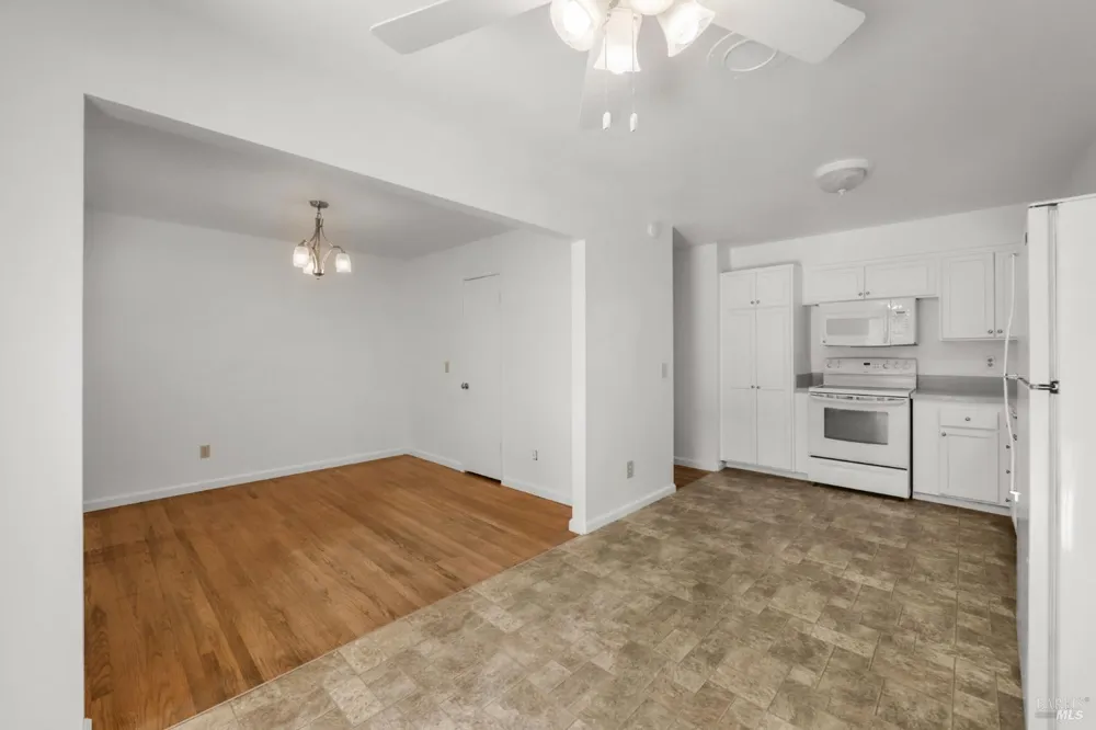 1263 Kerney Street Santa Rosa, CA 95401