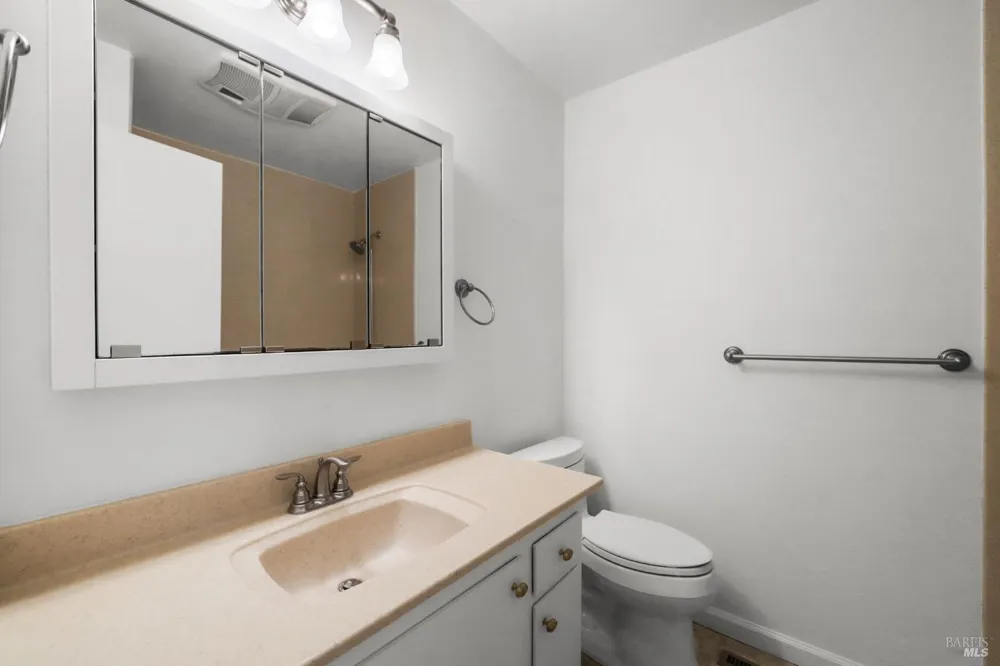 1263 Kerney Street Santa Rosa, CA 95401