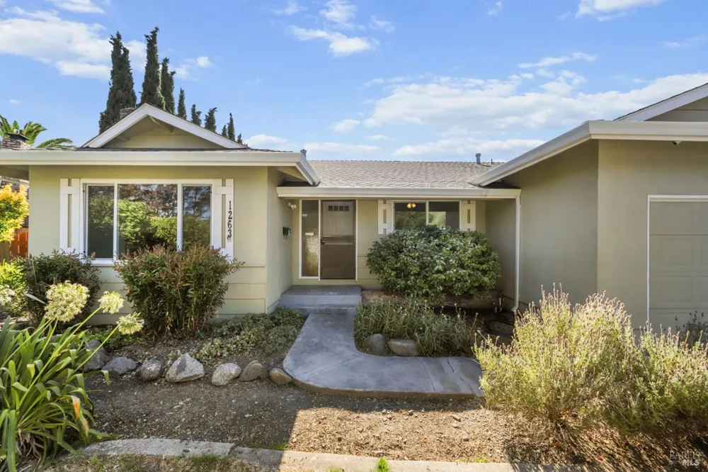 1263 Kerney Street Santa Rosa, CA 95401