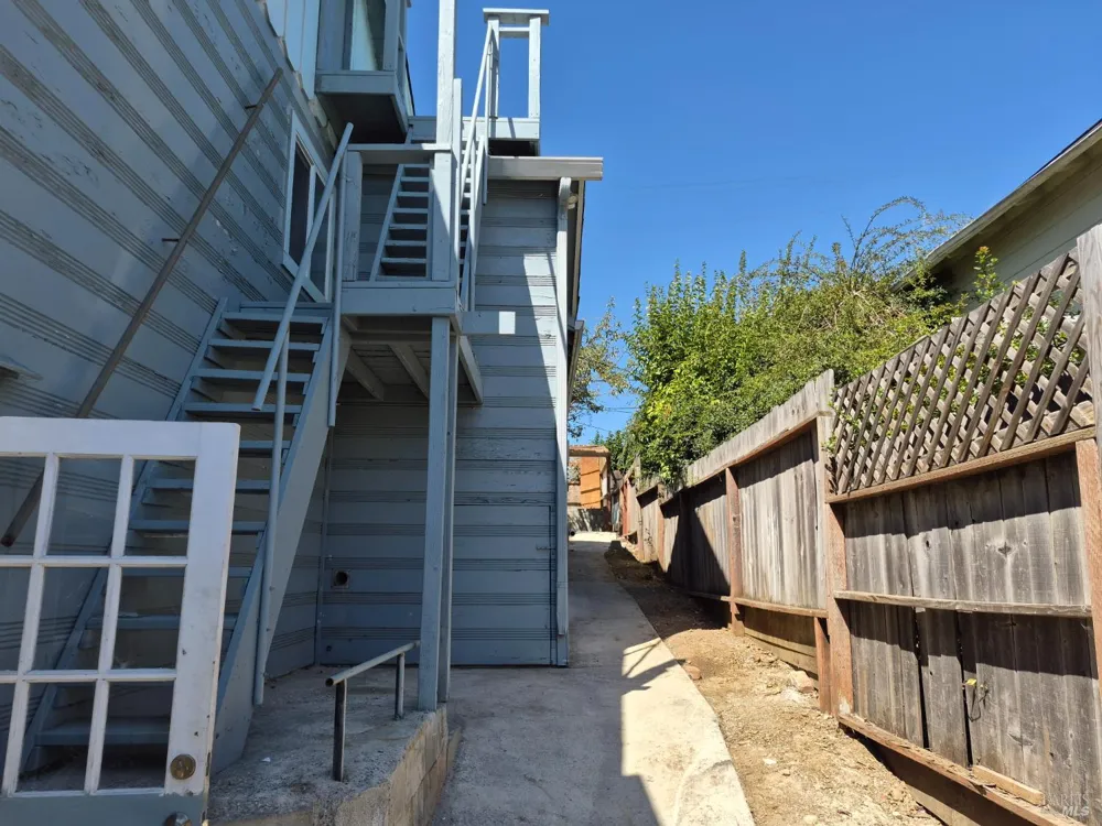 257 Daniels Avenue Vallejo, CA 94590