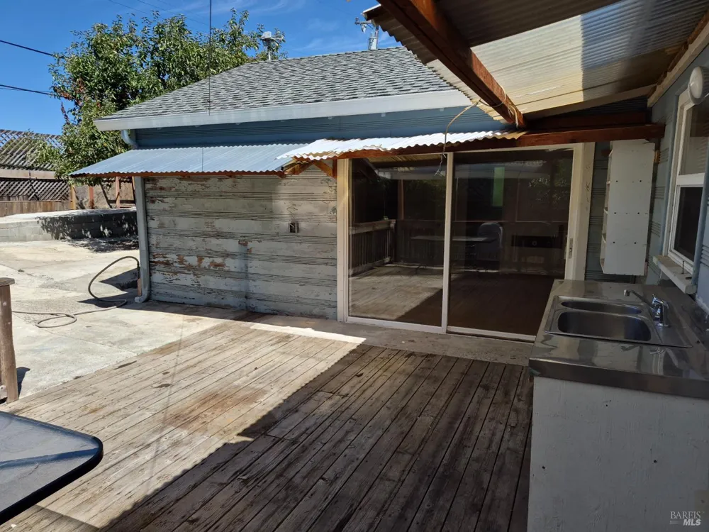 257 Daniels Avenue Vallejo, CA 94590