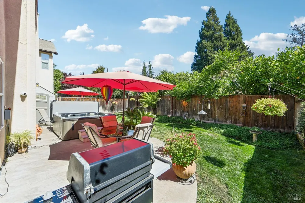 50 Windsor Court Napa, CA 94558