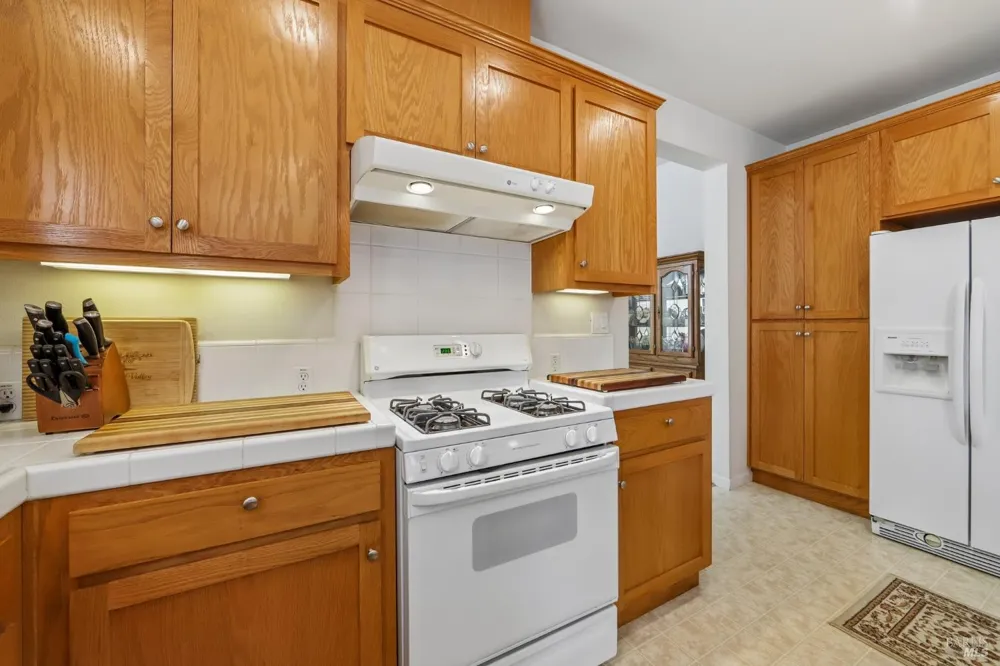50 Windsor Court Napa, CA 94558
