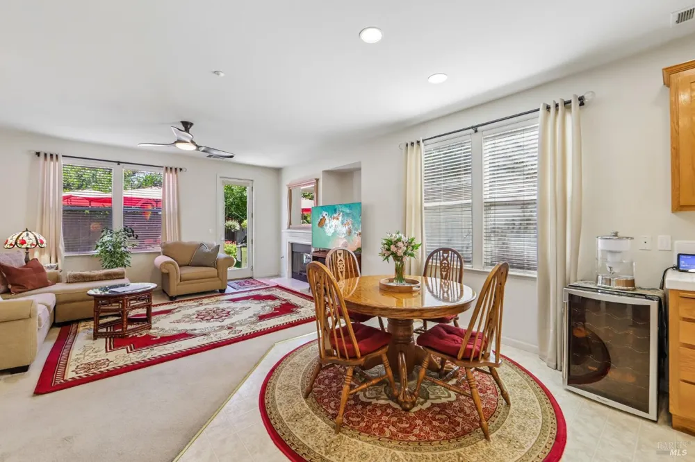 50 Windsor Court Napa, CA 94558