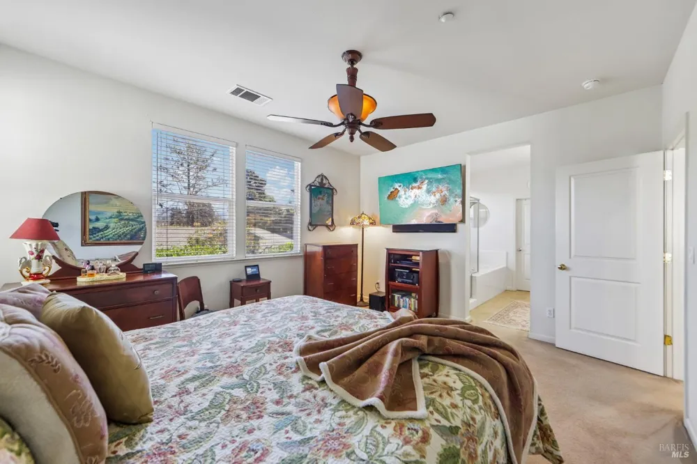 50 Windsor Court Napa, CA 94558