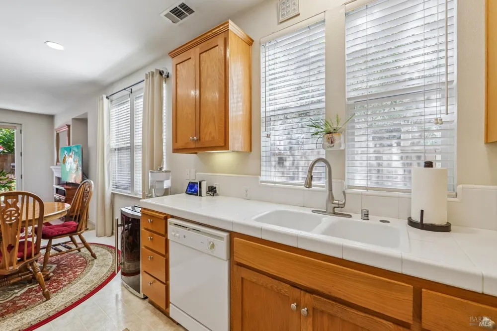 50 Windsor Court Napa, CA 94558