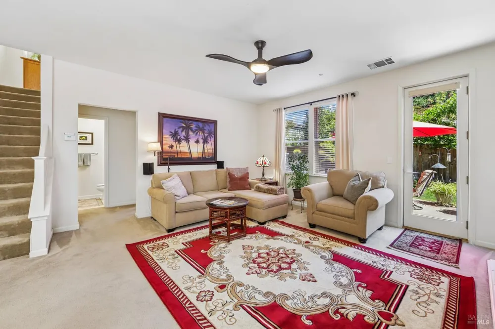 50 Windsor Court Napa, CA 94558
