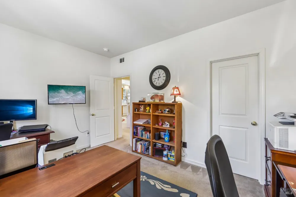 50 Windsor Court Napa, CA 94558