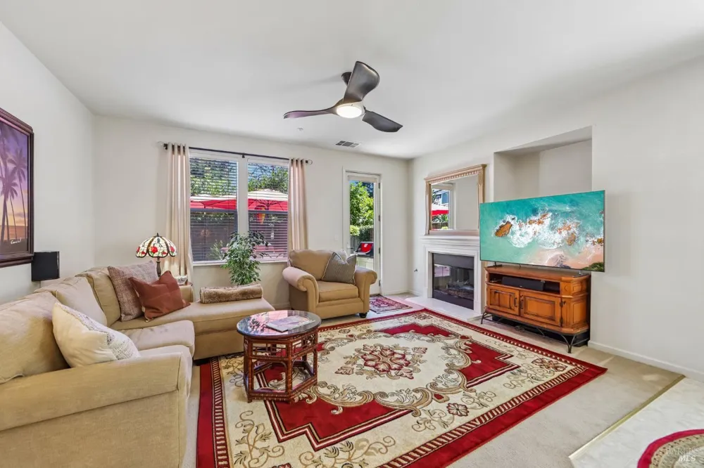 50 Windsor Court Napa, CA 94558