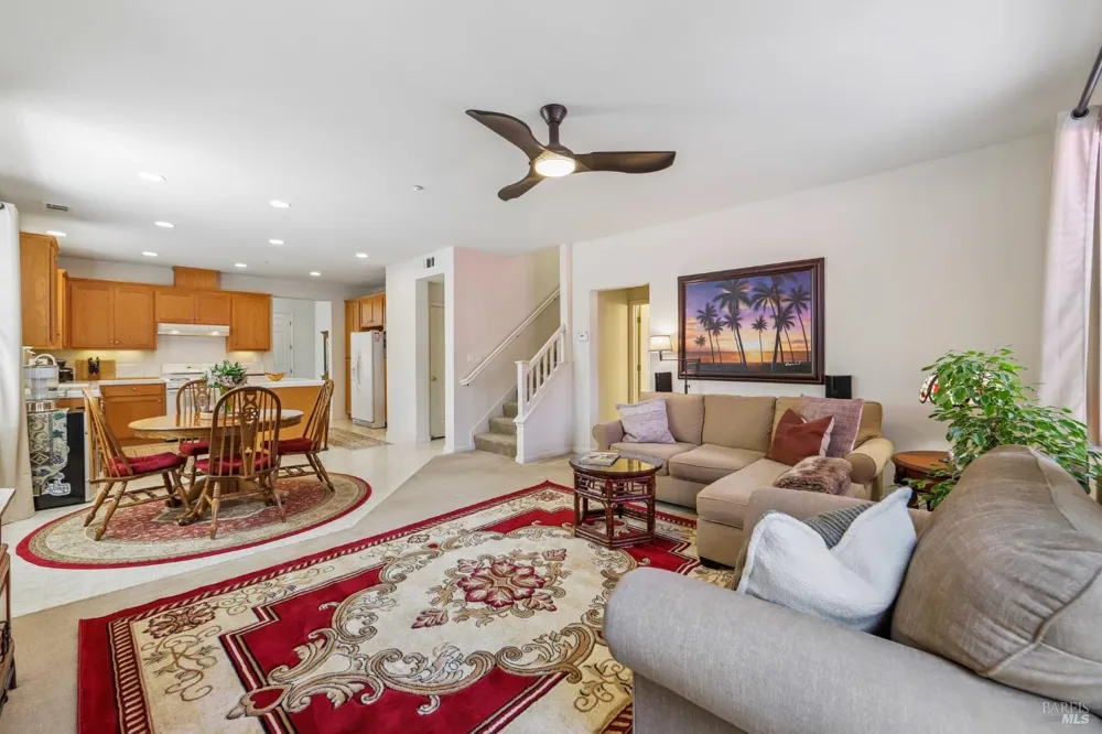50 Windsor Court Napa, CA 94558