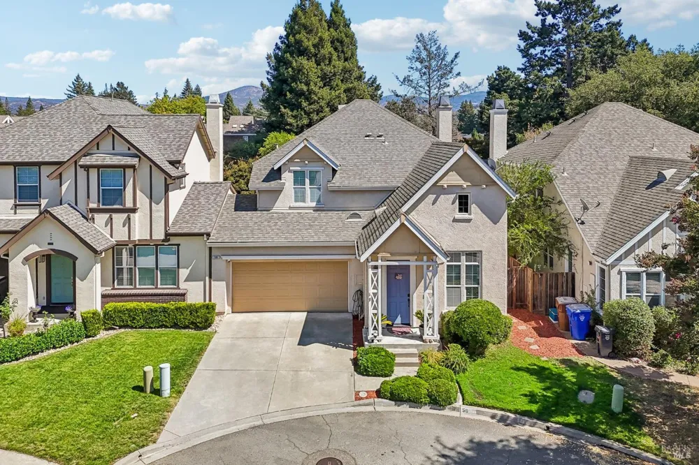 50 Windsor Court Napa, CA 94558