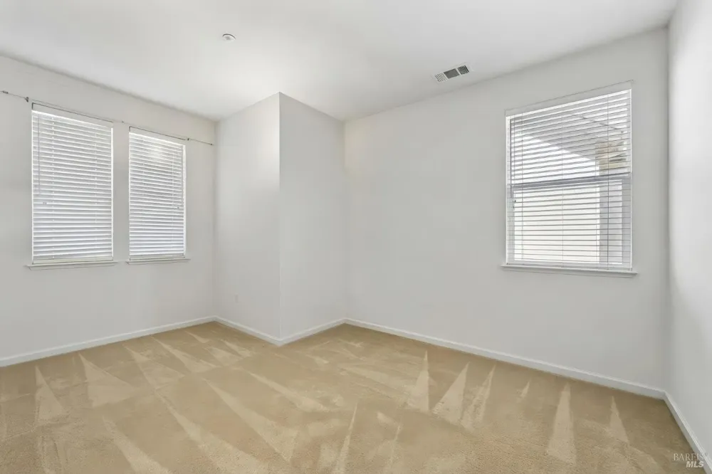 50 Windsor Court Napa, CA 94558