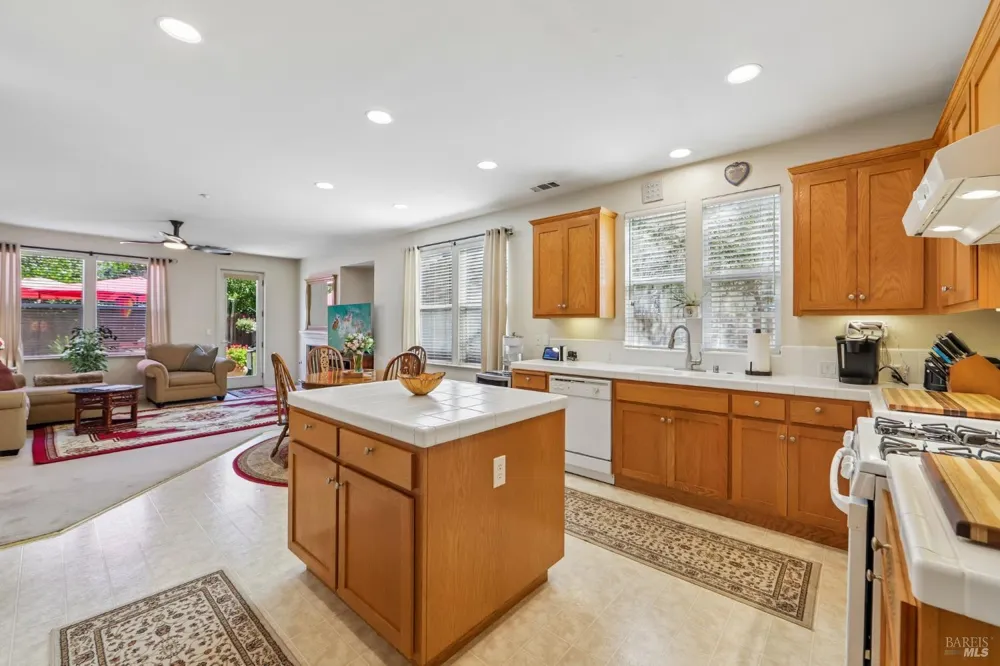 50 Windsor Court Napa, CA 94558