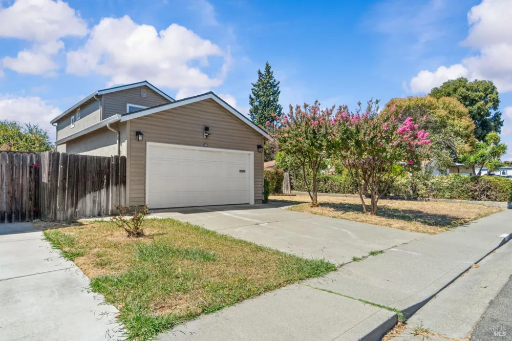 1086 Mockingbird Lane Fairfield, CA 94533