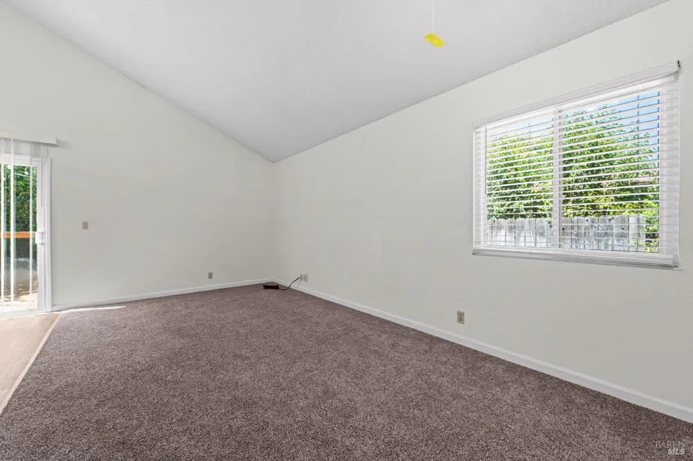1086 Mockingbird Lane Fairfield, CA 94533