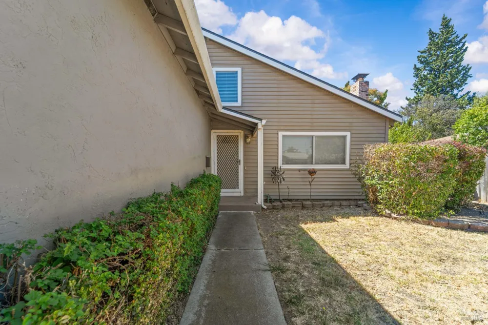1086 Mockingbird Lane Fairfield, CA 94533