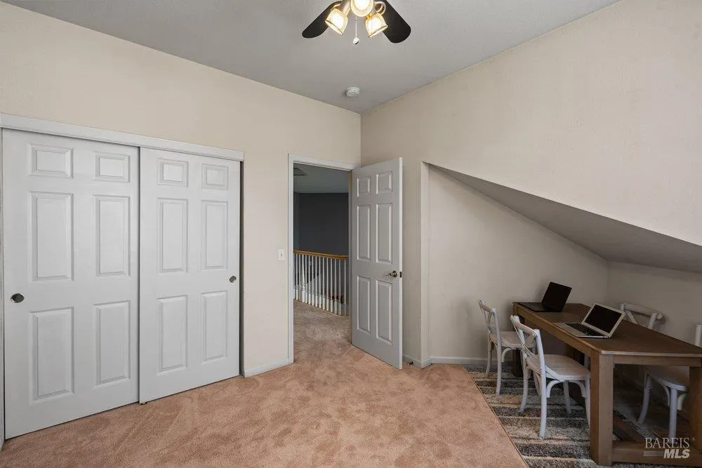 2010 Falcon Ridge Drive Petaluma, CA 94954