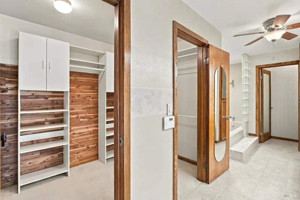 1672 Deer Run Santa Rosa, CA 95405