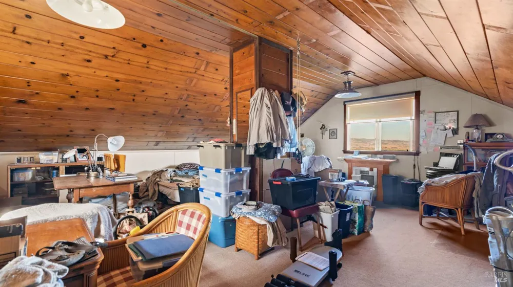 395 Monte Vista Lane Petaluma, CA 94952