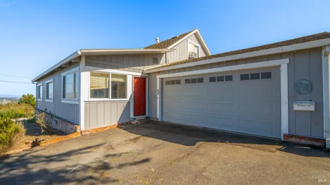 395 Monte Vista Lane