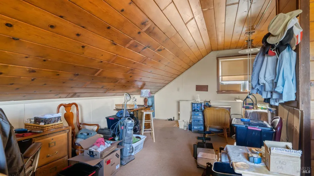 395 Monte Vista Lane Petaluma, CA 94952