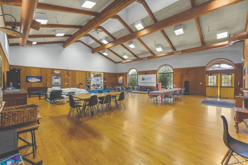 695 Cherry Creek Road Cloverdale, CA 95425