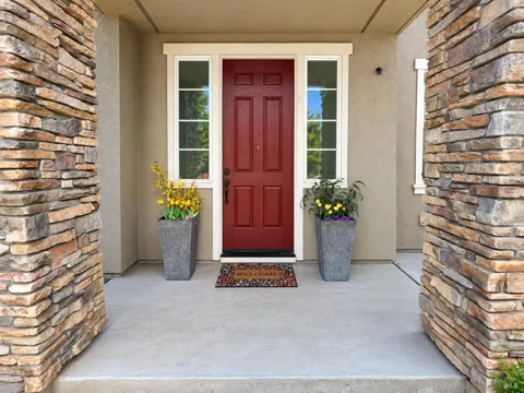 500 Toyon Lane