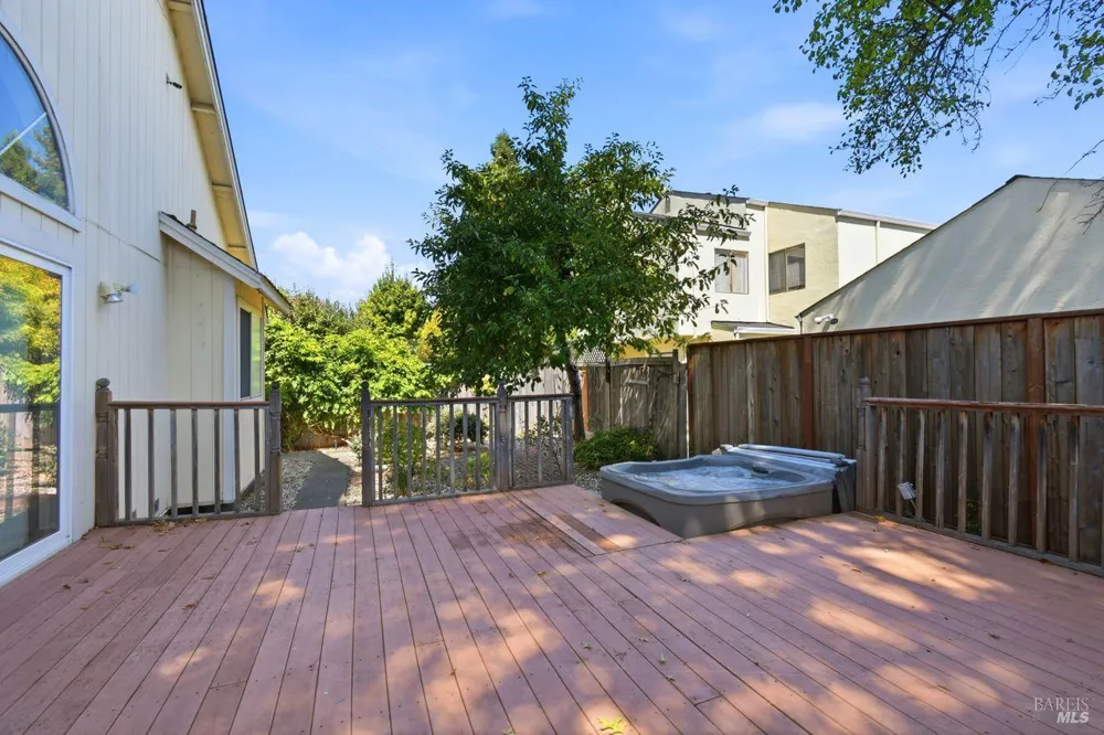 2994 Tuxedo Place Santa Rosa, CA 95405