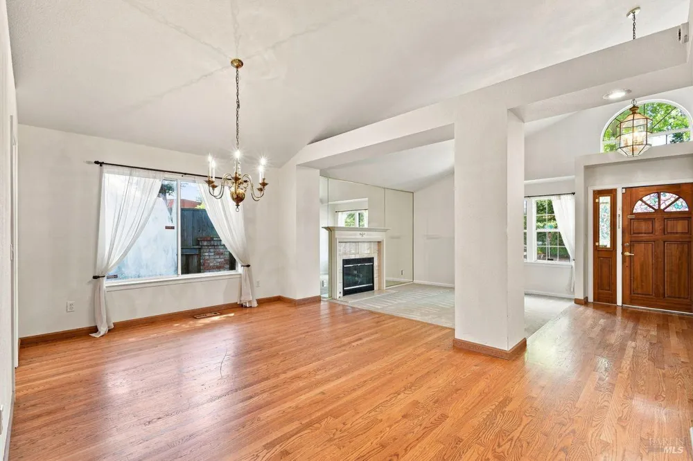 2994 Tuxedo Place Santa Rosa, CA 95405