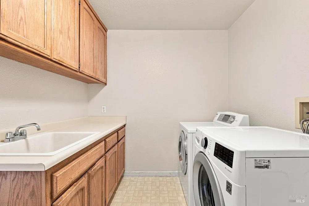 2994 Tuxedo Place Santa Rosa, CA 95405