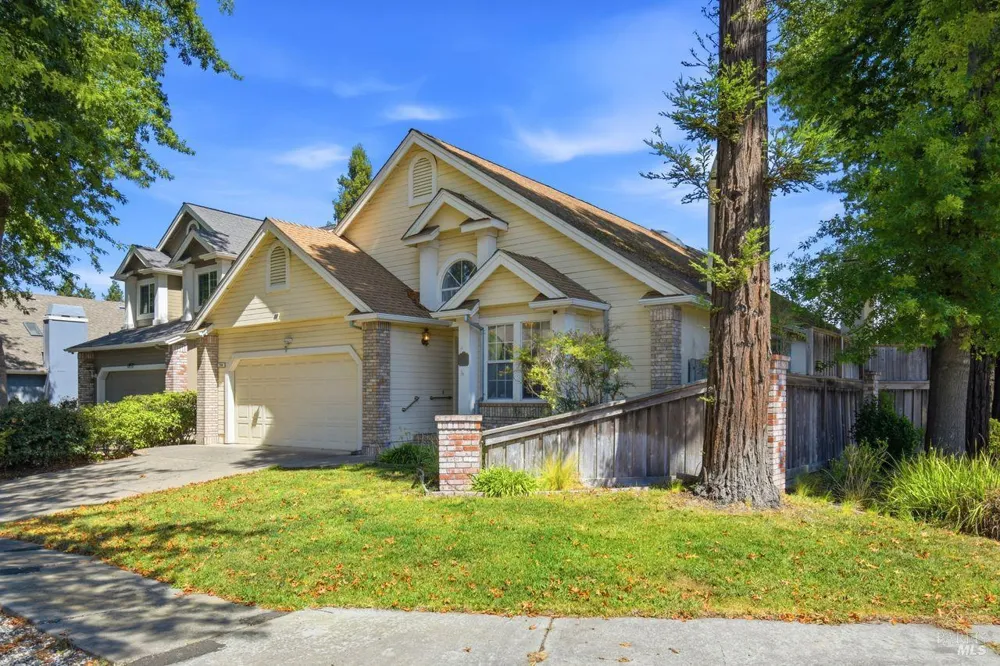 2994 Tuxedo Place Santa Rosa, CA 95405