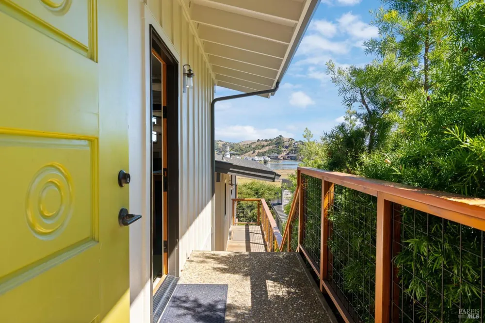 188 Almonte Boulevard Mill Valley, CA 94941