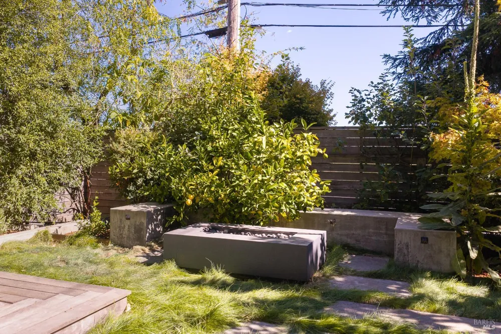 188 Almonte Boulevard Mill Valley, CA 94941