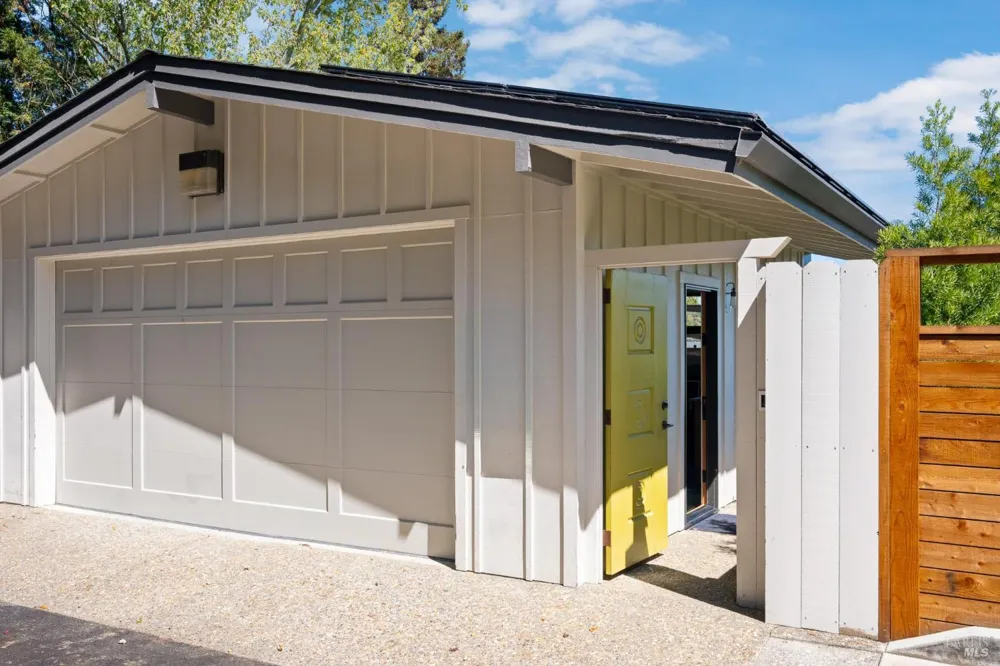 188 Almonte Boulevard Mill Valley, CA 94941
