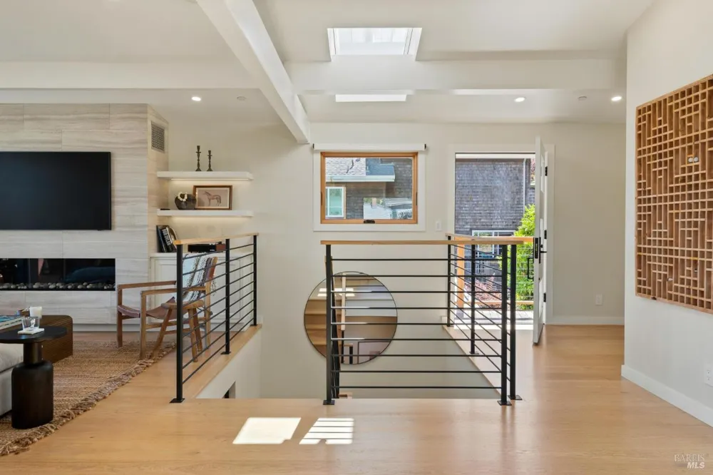 188 Almonte Boulevard Mill Valley, CA 94941
