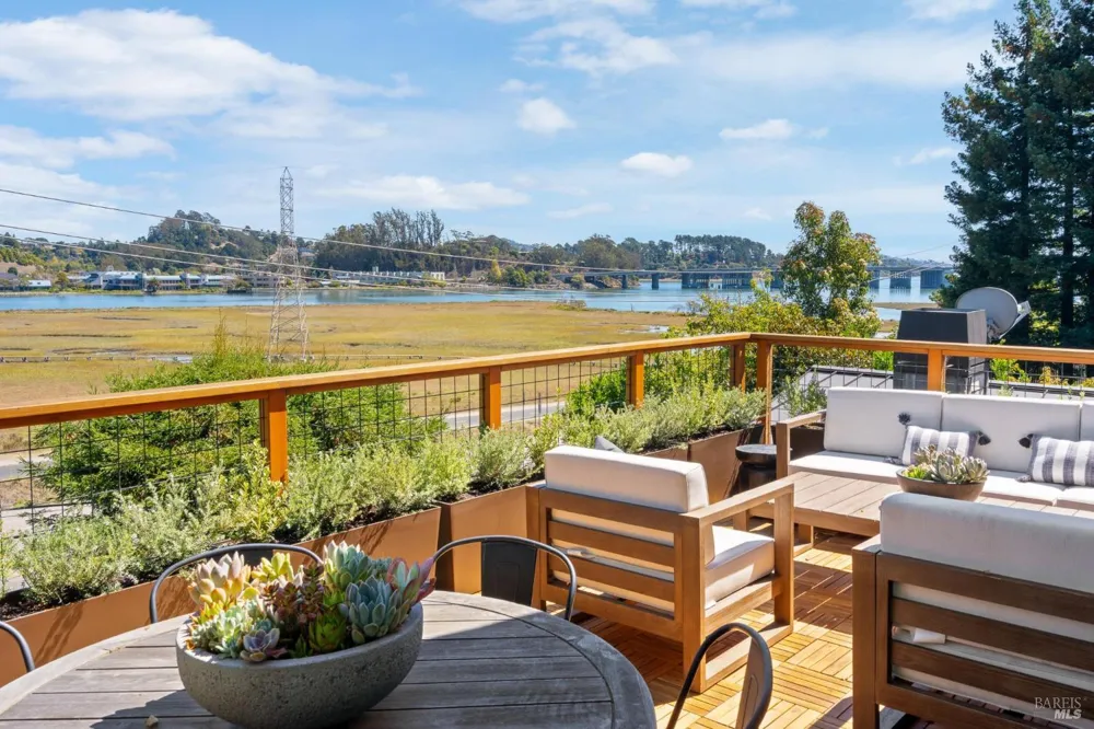 188 Almonte Boulevard Mill Valley, CA 94941
