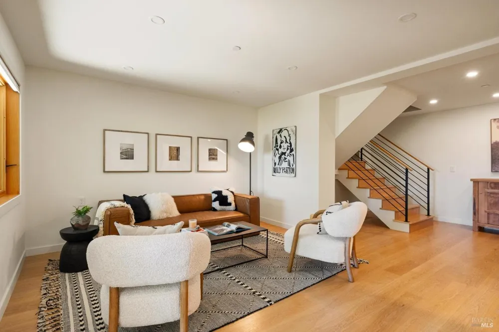 188 Almonte Boulevard Mill Valley, CA 94941