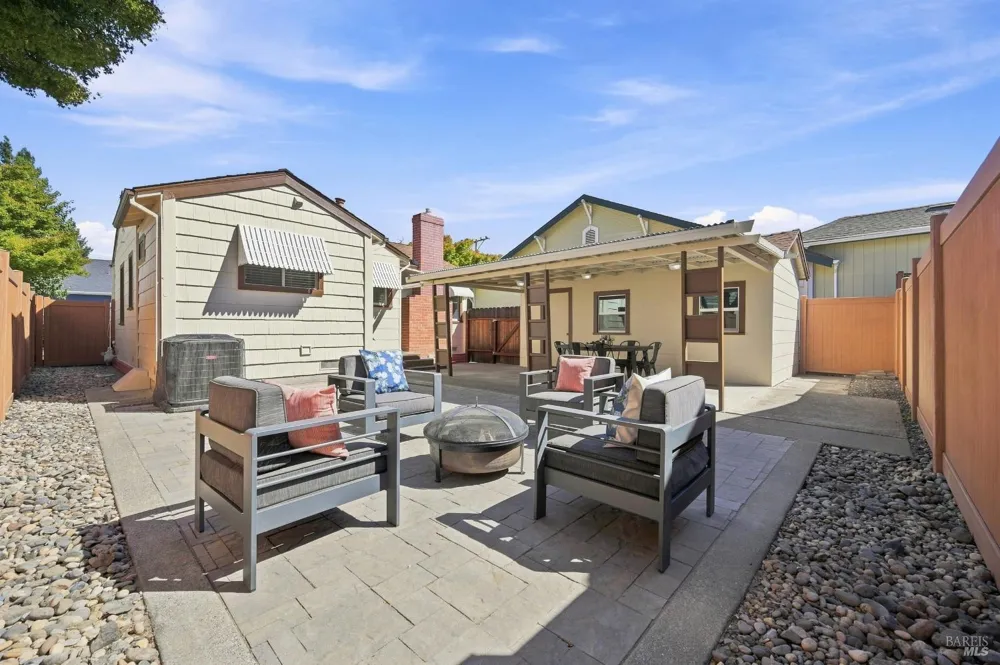 487 Seymour Street Napa, CA 94559