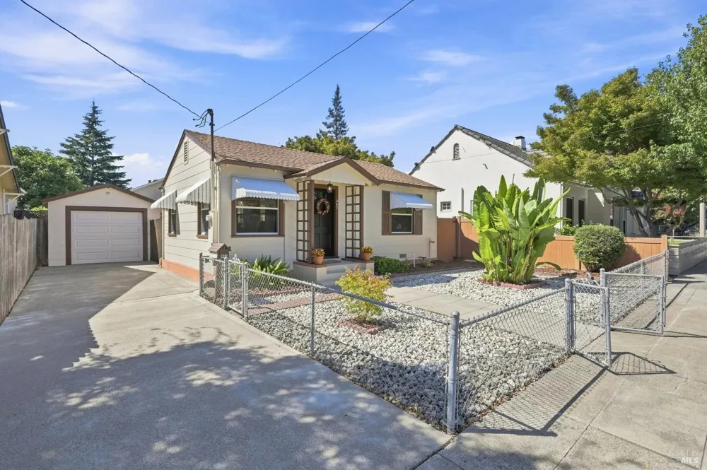 487 Seymour Street Napa, CA 94559