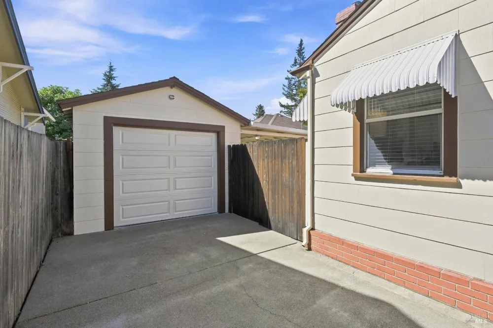 487 Seymour Street Napa, CA 94559