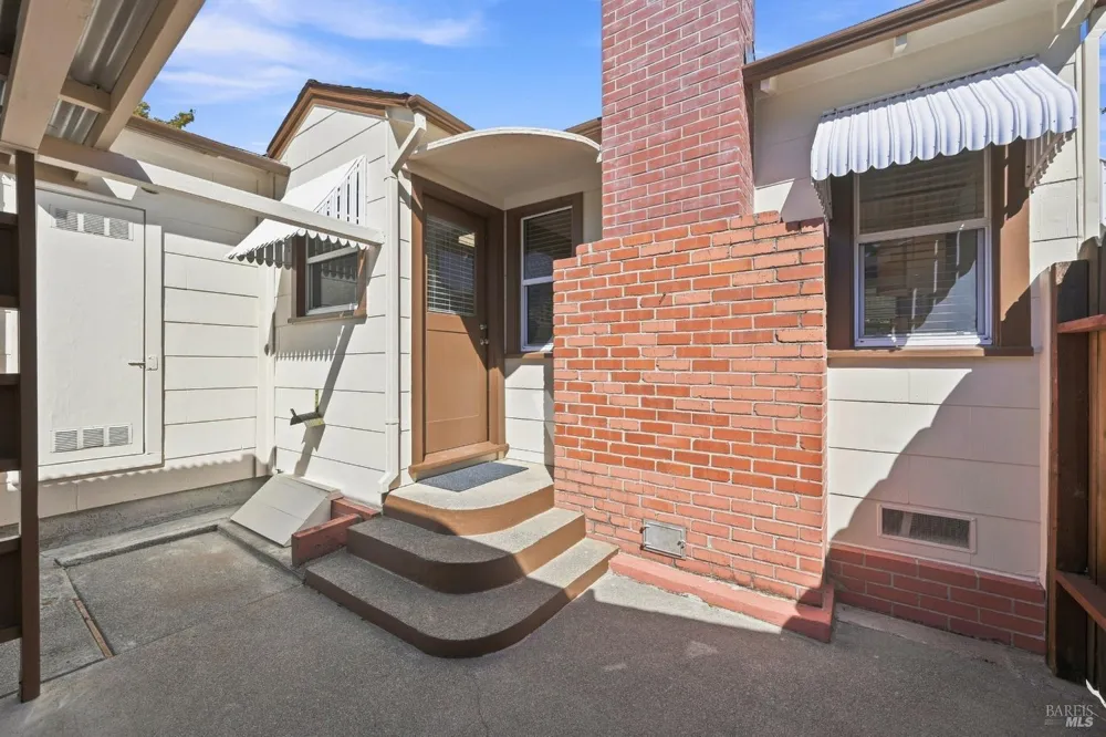 487 Seymour Street Napa, CA 94559