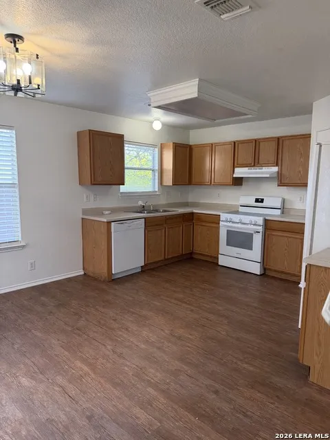 417 HAMPTON CV Boerne, TX 78006